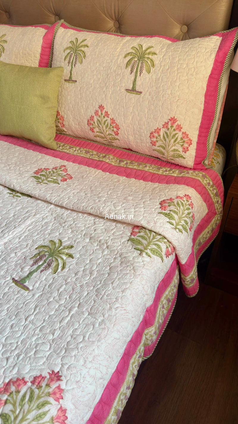 aenak-pink-royal-palm-handblock-printed-reversible-quilted-cotton-bedcover-105x108-set