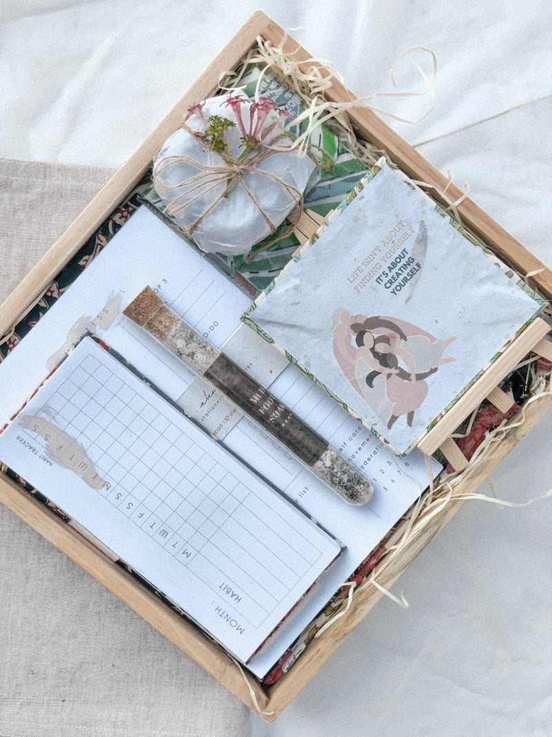 ekatrahandmade-ekatra-care-package-corporate-gift-set
