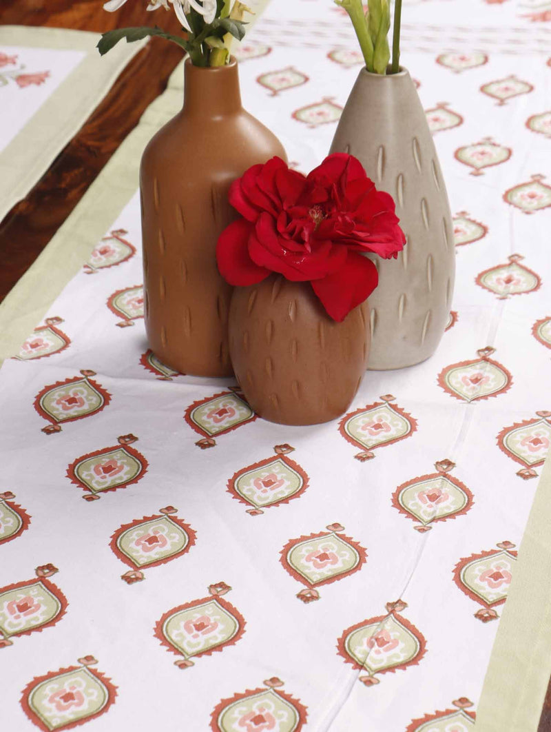 local-kala-set08-table-runner-table-mats-and-napkins