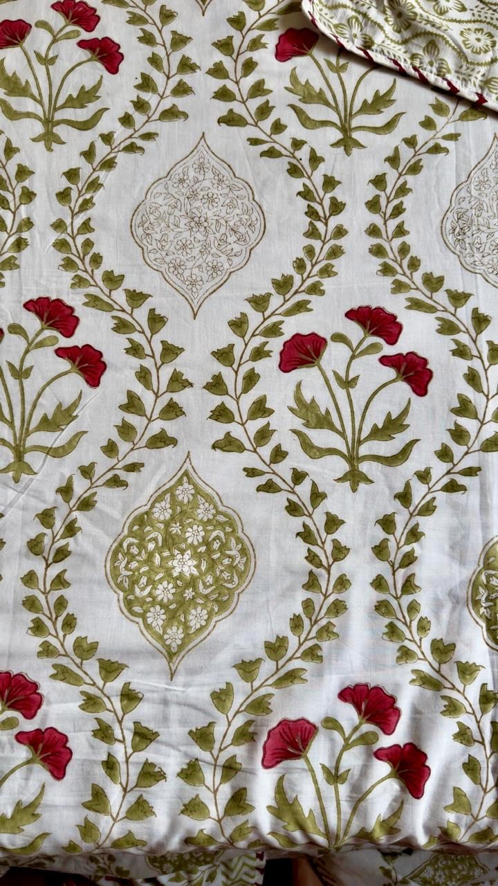 aenak-red-poppy-jaal-handblock-bedsheet-dohar-combo-set