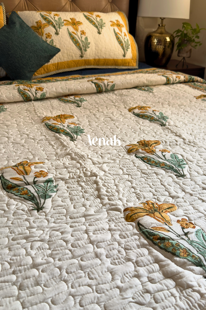 aenak-yellow-lily-handblock-bedsheet-quilted-bedcover-combo-set