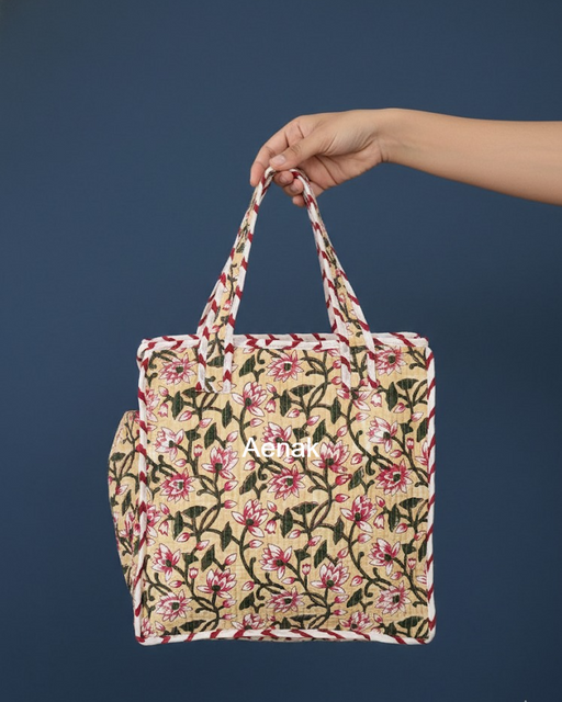 aenak-purple-pink-floral-garden-handblock-lunch-bag-copy