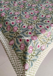 aenak-pink-floral-garden-handblock-table-cover-copy