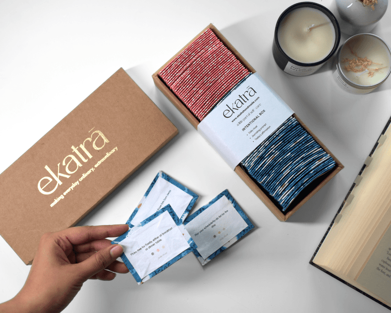 ekatrahandmade-intentional-box-daily-ritual-journaling-prompts-becoming-more-grateful