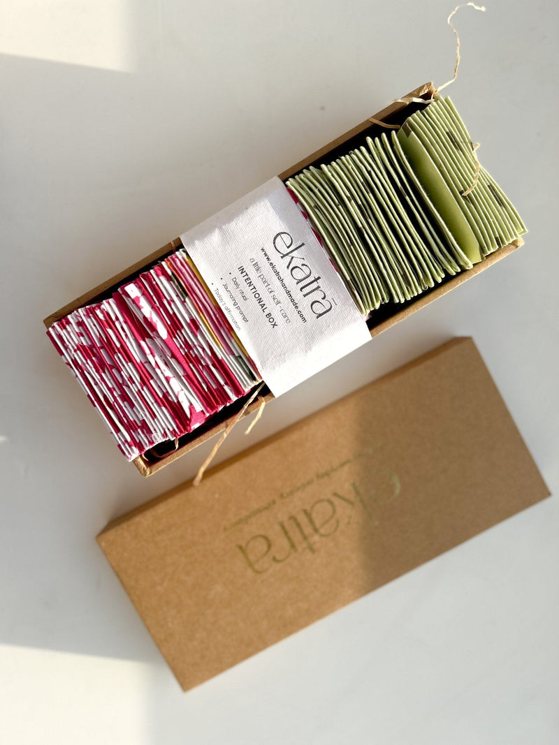 ekatrahandmade-intentional-box-daily-ritual-journaling-prompts-becoming-more-grateful