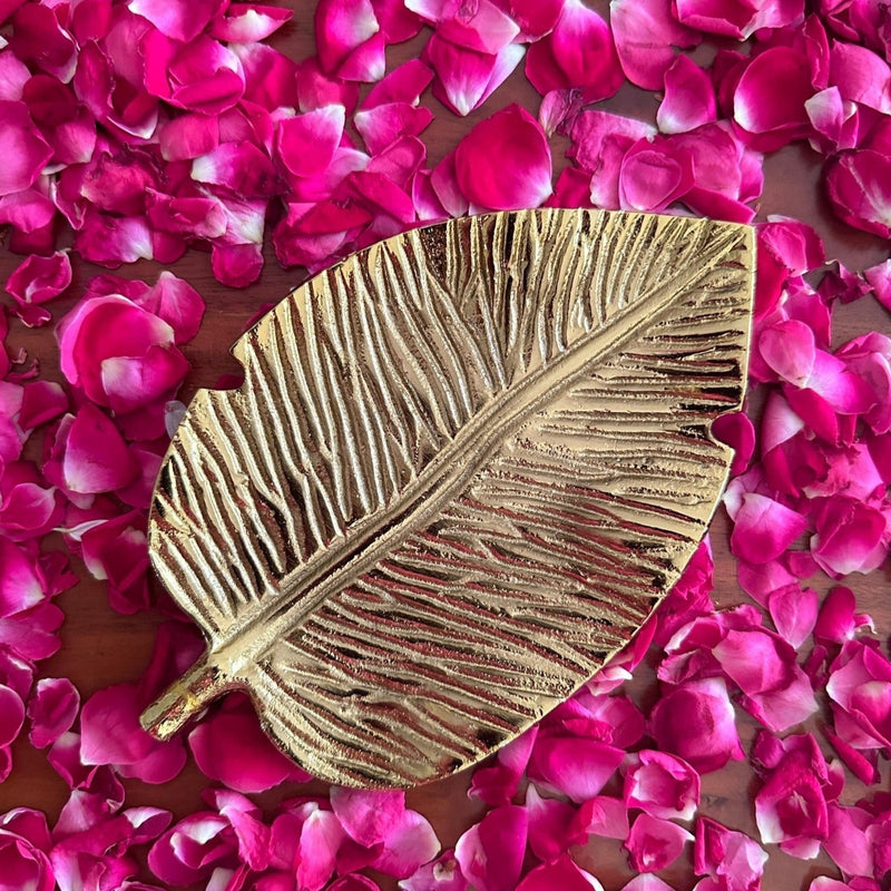 Nurture India Monstera Leaf Decorative Golden Plate