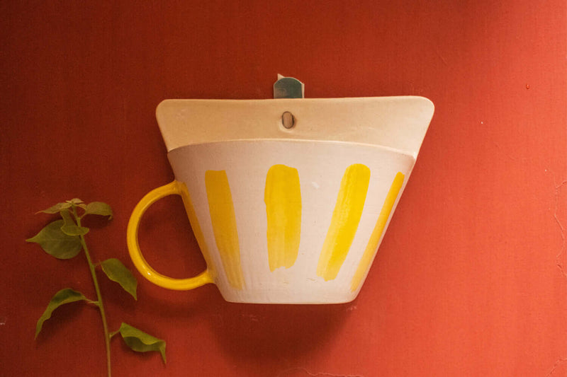 earthan-budding-bloom-wall-hanging-planter