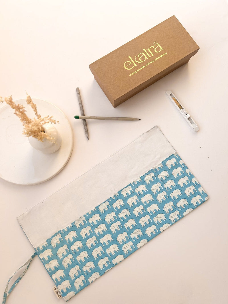 ekatrahandmade-roll-up-case-blue-lotus