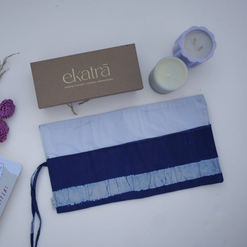 ekatrahandmade-roll-up-case-blue-lotus