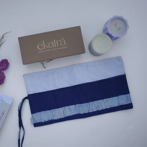 ekatrahandmade-roll-up-case-blue-lotus