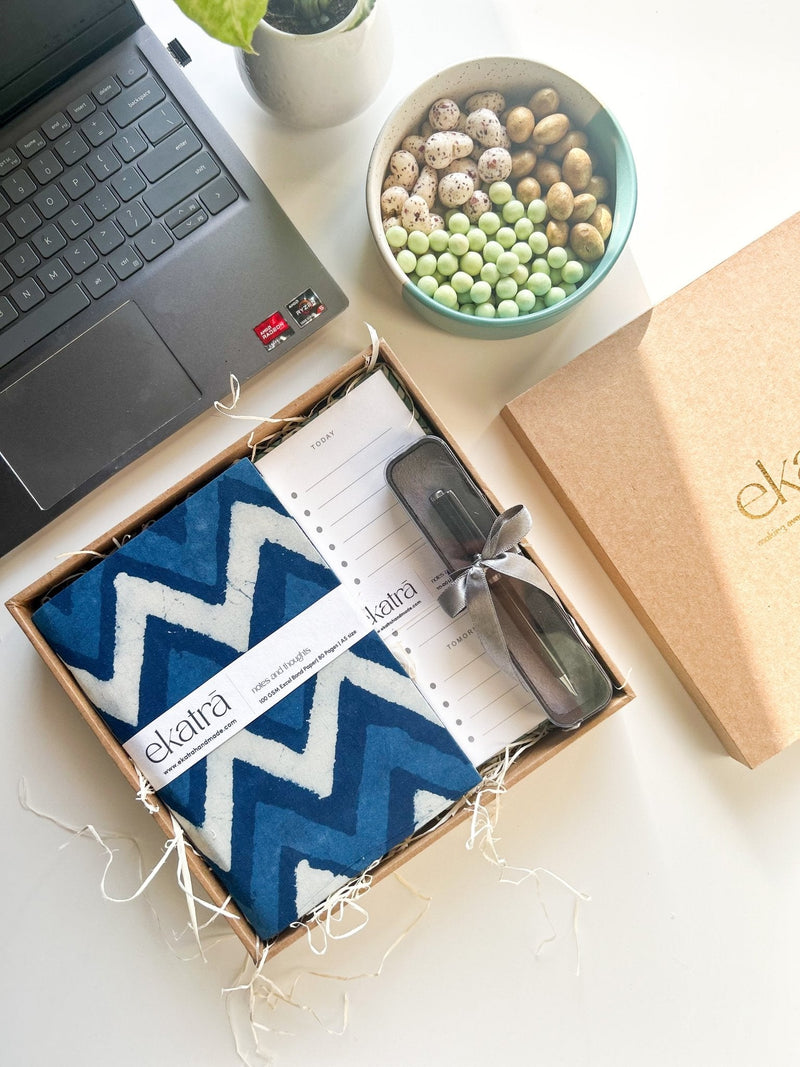 ekatrahandmade-sustainable-productivity-gift-hamper-by-ekatra-indigo-stripes