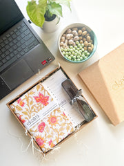 ekatrahandmade-sustainable-productivity-gift-hamper-by-ekatra-indigo-stripes